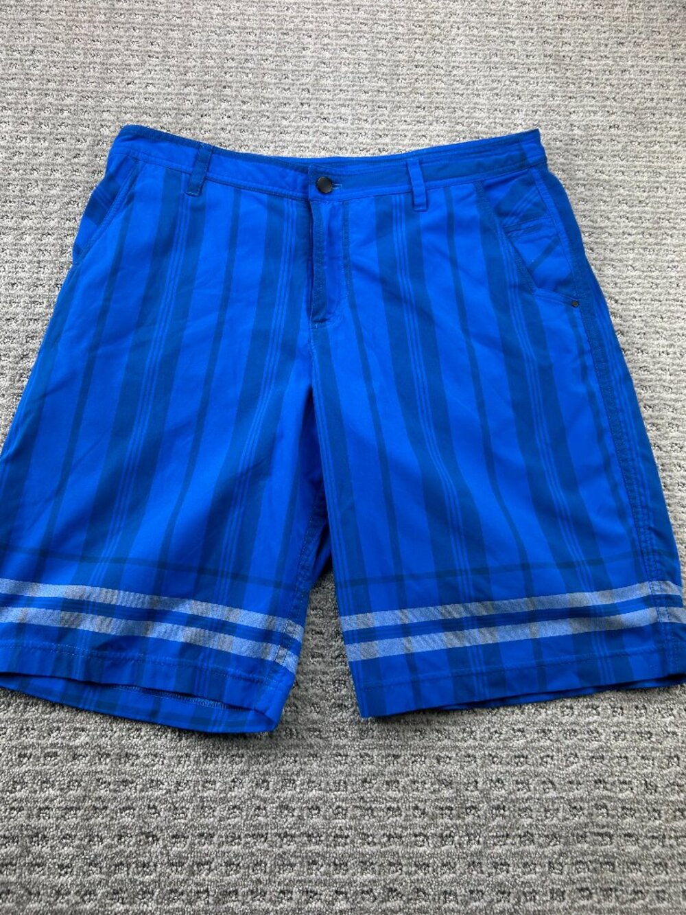 Lululemon Athletica Shorts Men Size 36 Blue Plaid Activewear Golf Casual Outdoor